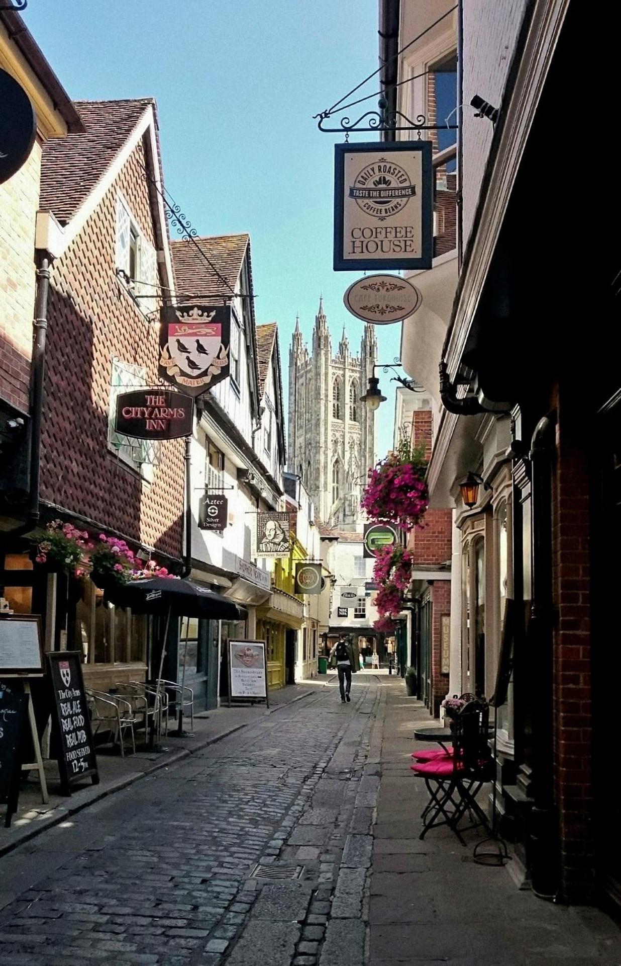 Luxury 2 Bedroom City Centre Apartment - Secure Parking - Amazing Location! Canterbury Exterior photo