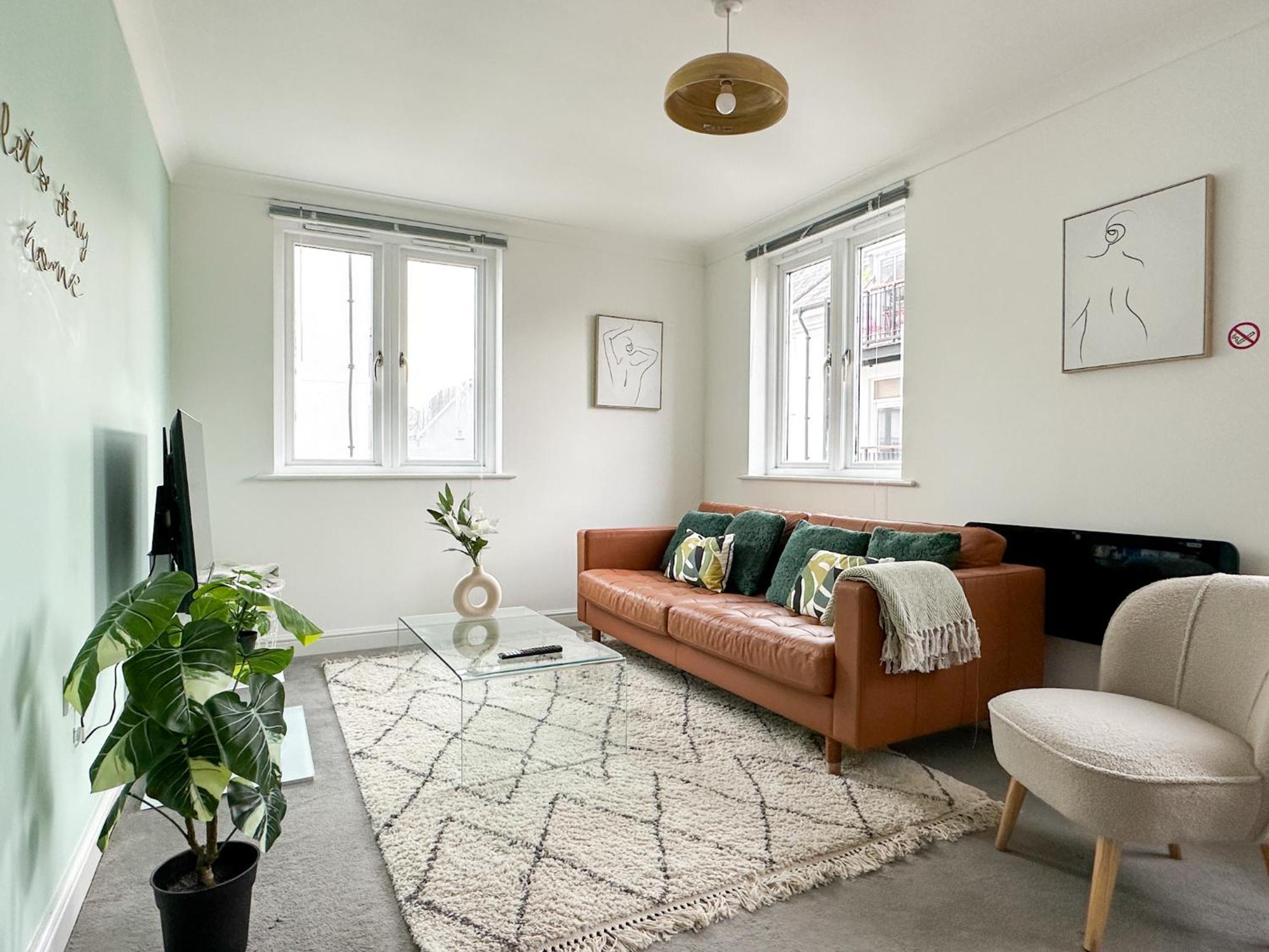 Luxury 2 Bedroom City Centre Apartment - Secure Parking - Amazing Location! Canterbury Exterior photo